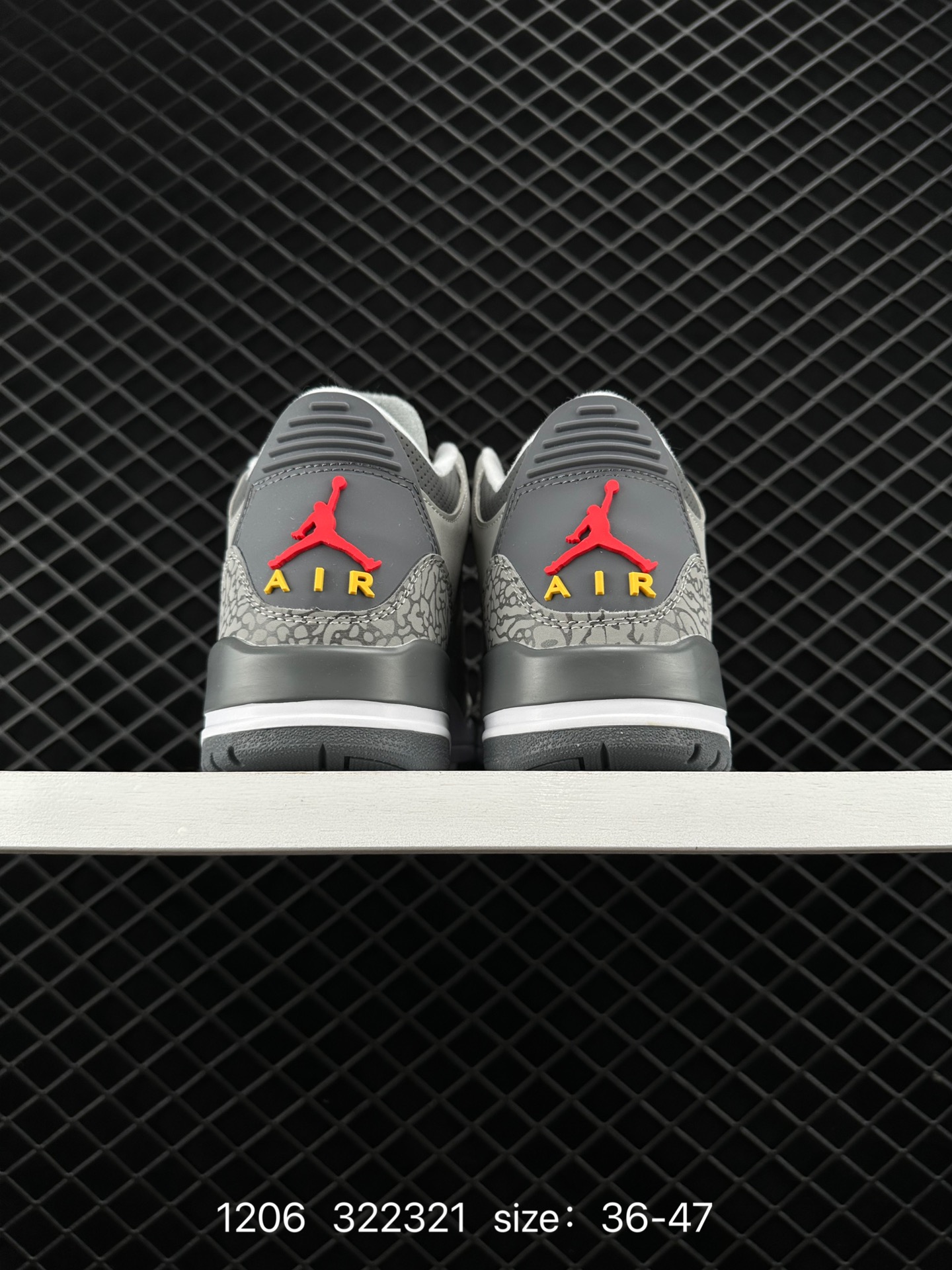 Air Jordan 3 Retro ”Hide and Sneak“